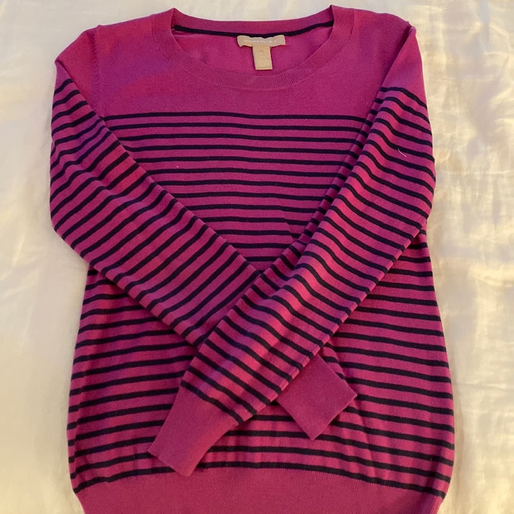 Banana Republic Magenta and navy striped sweater has been worn in good condition
